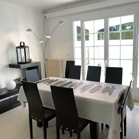 Cap D'antibes Very Close To Beach Of Salis 114a *